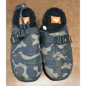 NWOT Men’s Ozark Trail Outdoor equipment camouflage slippers 11
